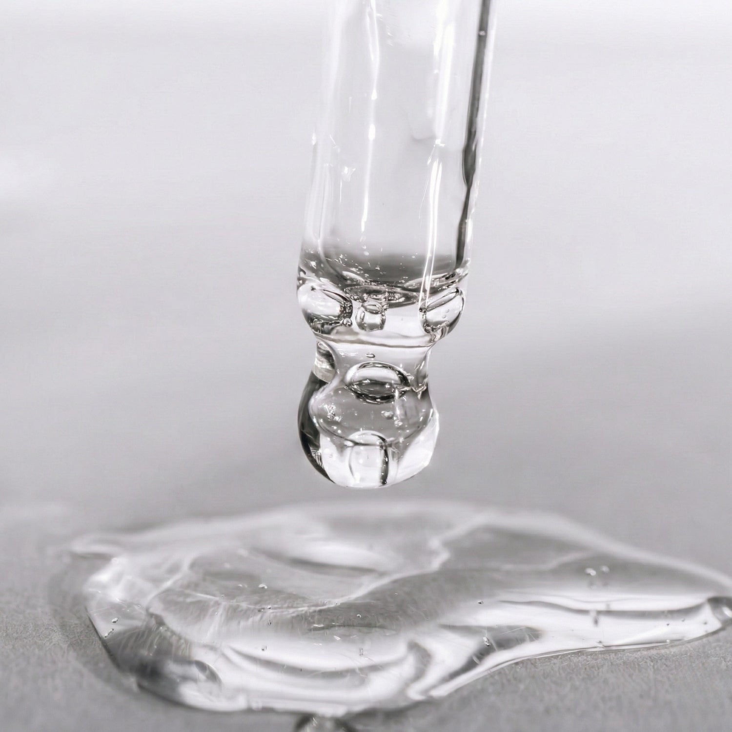 DermaNest Natural Calming Serum